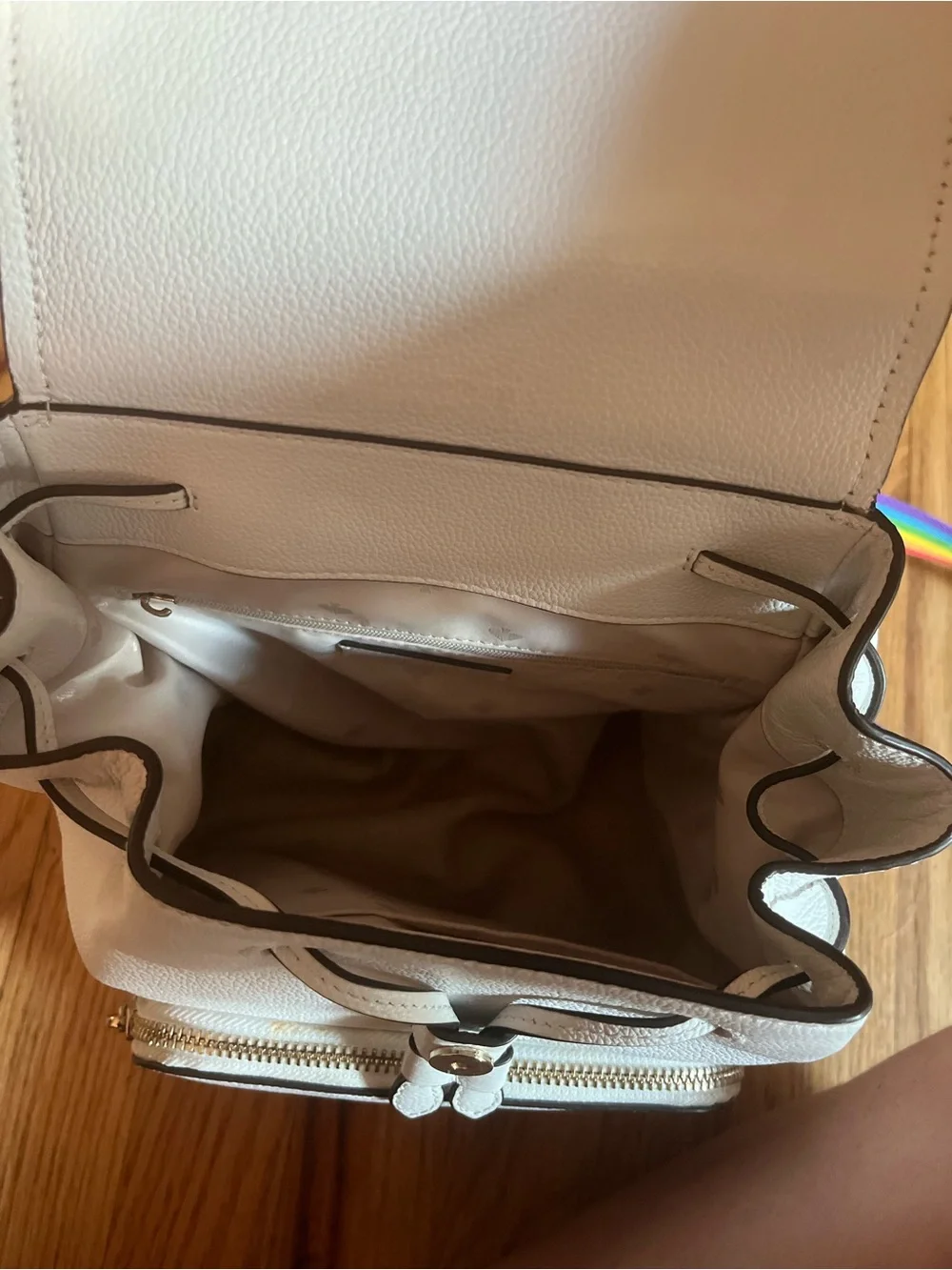 kate spade compact pebbled